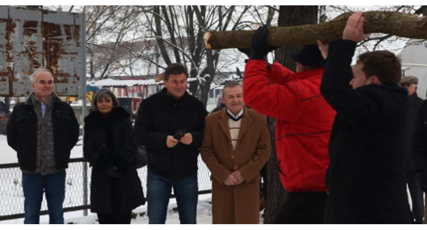 Сви треба да будемо једна велика породица